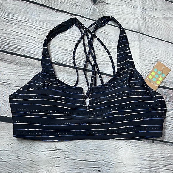 Title Nine Swim Nwt Aria Underwire Bikini Top In Mizukiri By Title